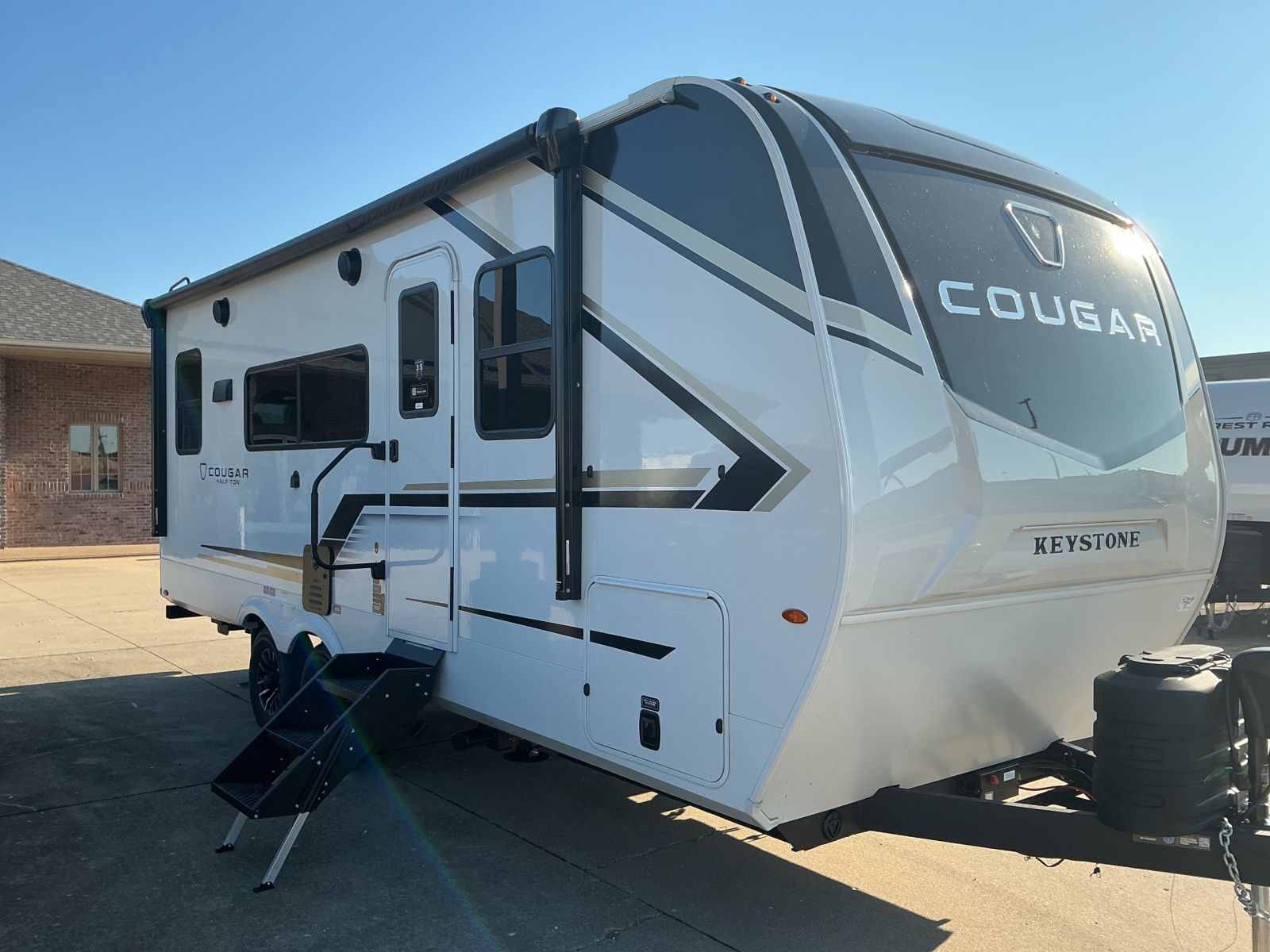 2027 Keystone RV Cougar 21LBK