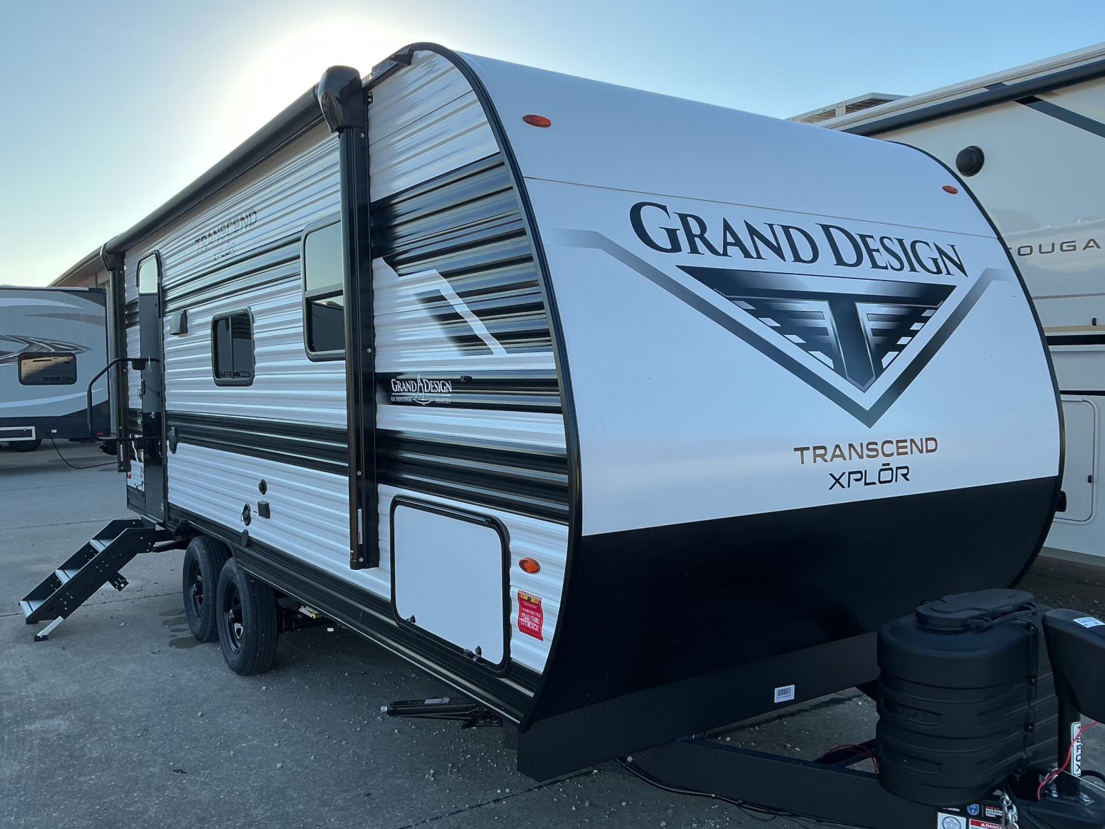 2027 Grand Design Transcend XPLOR 18FQX