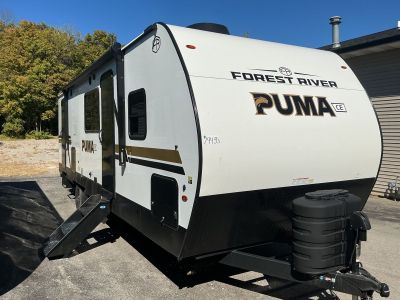 2027 Forest River RV Puma (fiberglass exterior-NEW) 275BHCE