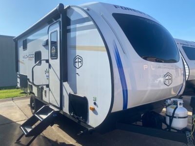 2025 Forest River RV Wildwood FSX 178BHSKX